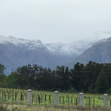 Raithby Winelands Historical Cottage Buitenkant foto
