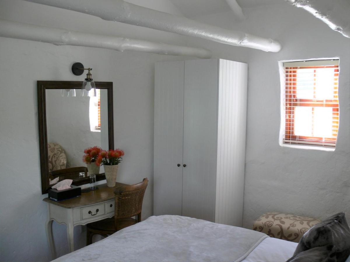 Raithby Winelands Historical Cottage Buitenkant foto