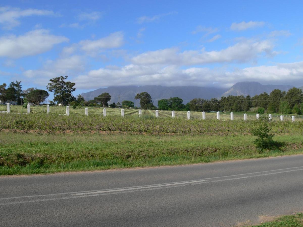 Raithby Winelands Historical Cottage Buitenkant foto