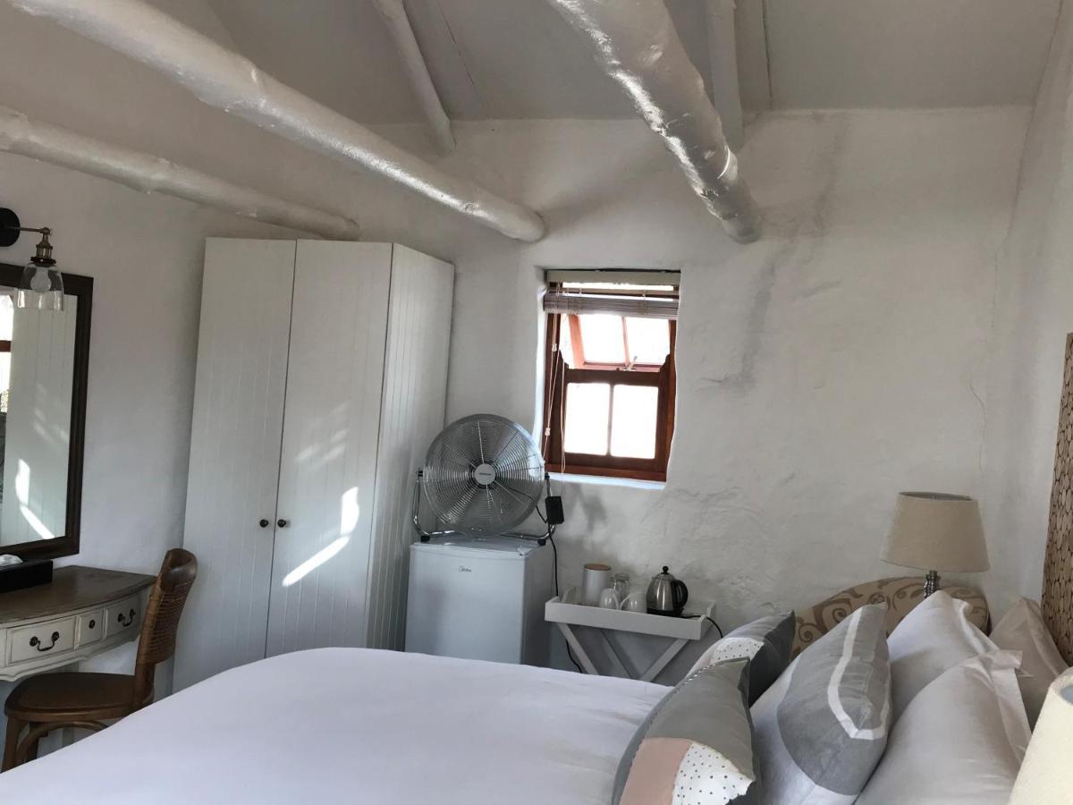 Raithby Winelands Historical Cottage Buitenkant foto