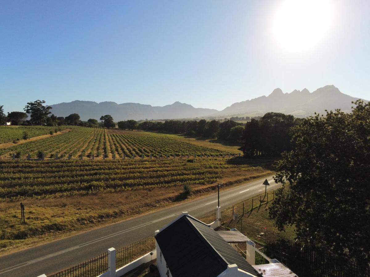 Raithby Winelands Historical Cottage Buitenkant foto
