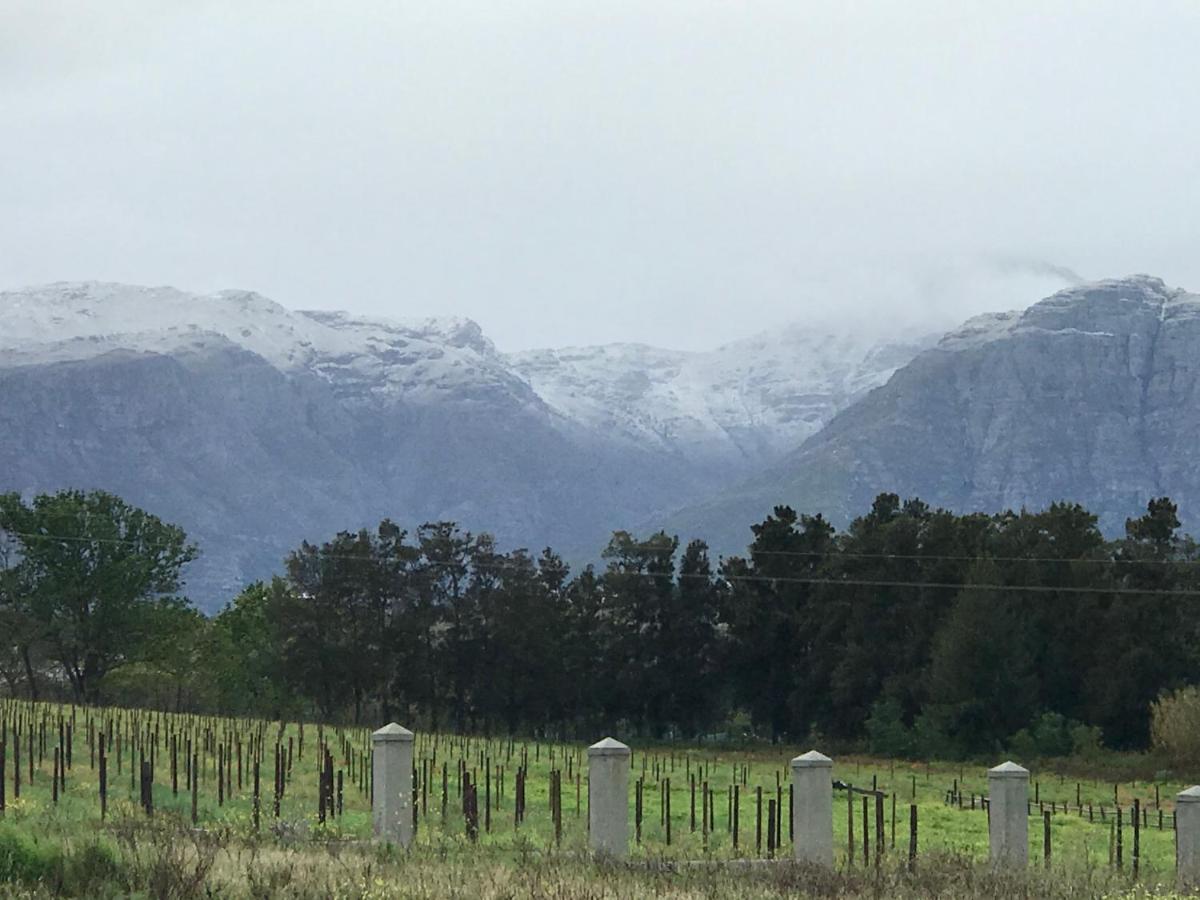 Raithby Winelands Historical Cottage Buitenkant foto