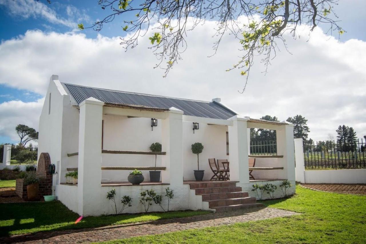 Raithby Winelands Historical Cottage Buitenkant foto